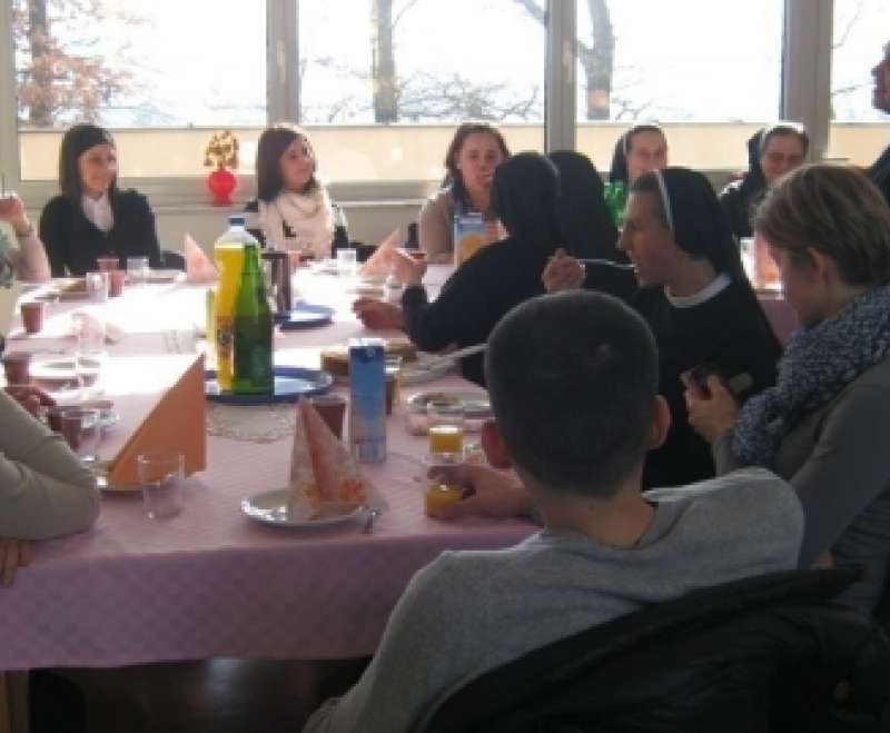 Sastanak sestara i djelatnika iz zajednica u kojima se odvija odgojno-obrazovni rad sa djecom
