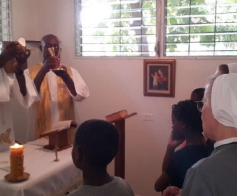 Blagoslov kapele u misiji na Haitiju