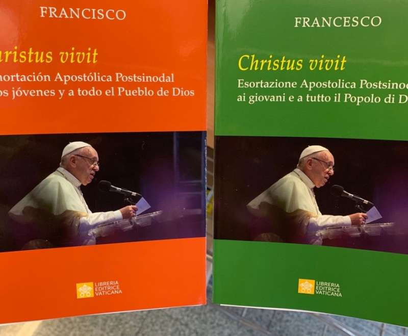 Objavljena Apostolska pobudnica pape Franje „Christus vivit“, upravljenu mladima i Božjem narodu Objavljena Apostolska pobudnica pape Franje „Christus vivit“, upravljenu mladima i Božjem narodu