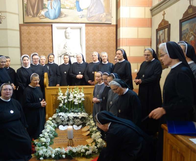 Slavlje zavjeta sestara Služavki Maloga Isusa u sarajevskoj Prvostolnici