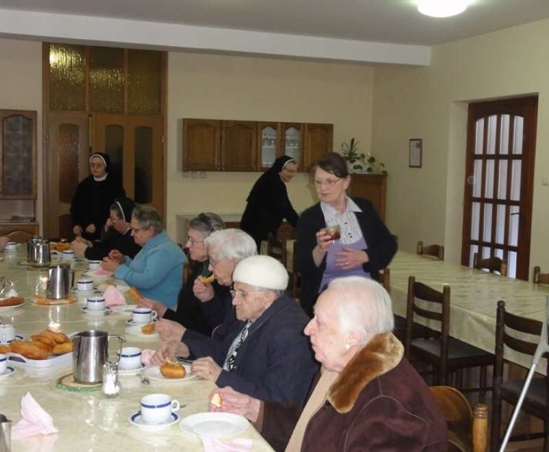 Duhovna obnova za štićenice doma sestara Služavki Maloga Isusa u Zagrebu