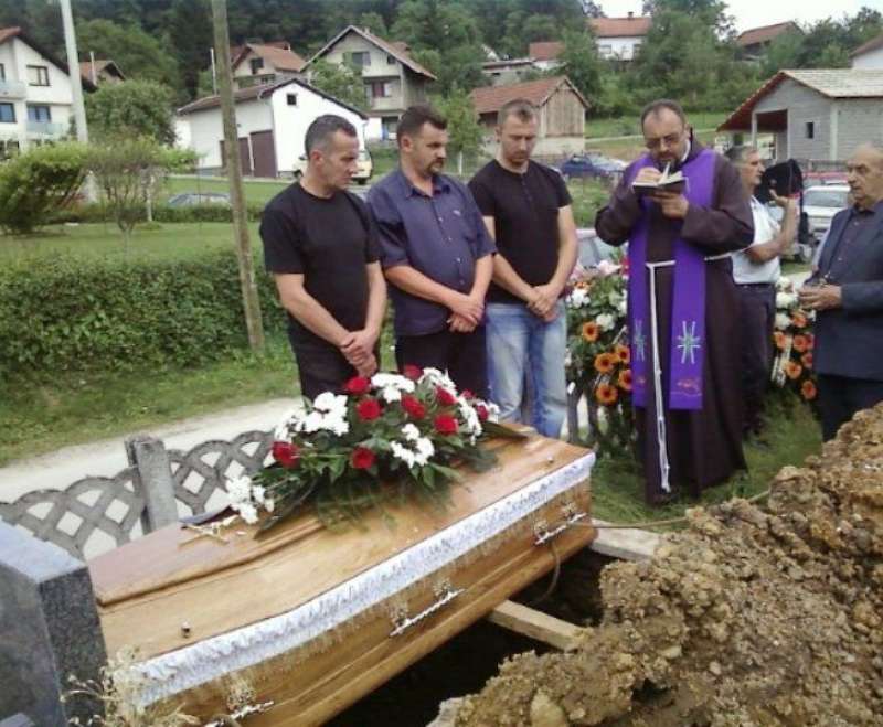 Pokopana Anđa Blažević – mama naše s. Lucije
