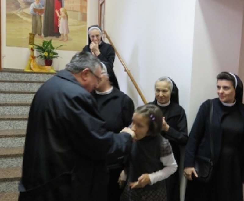 Proslava svetkovine Uskrsa u samostanu „Egipat“ sestara Služavki Maloga Isusa