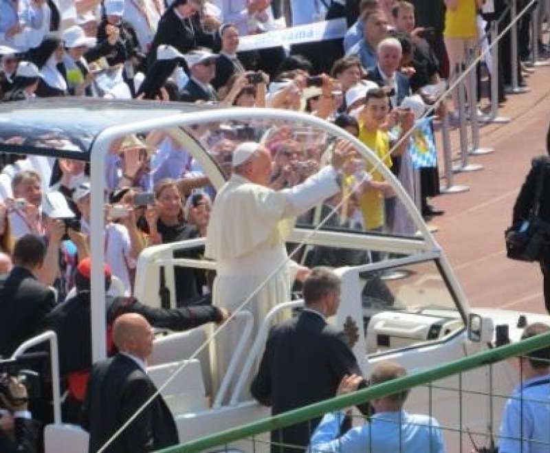 Služavke Malog Isusa na susretu s papom Franjom