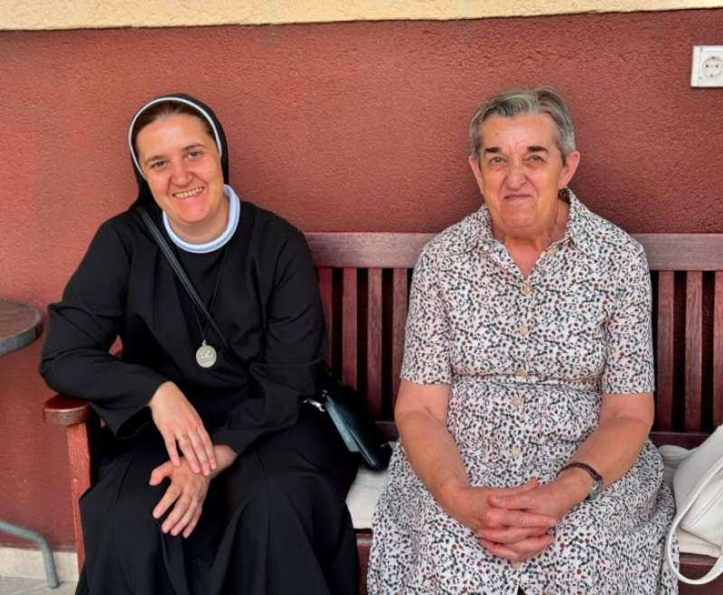 Briga za bolesne, nemoćne i siromašne Briga za bolesne, nemoćne i siromašne