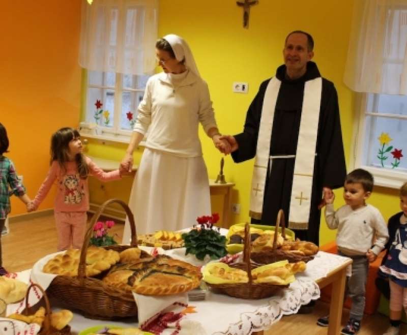 Blagoslov kruha u DV “Cvjetnjak” u Samoboru