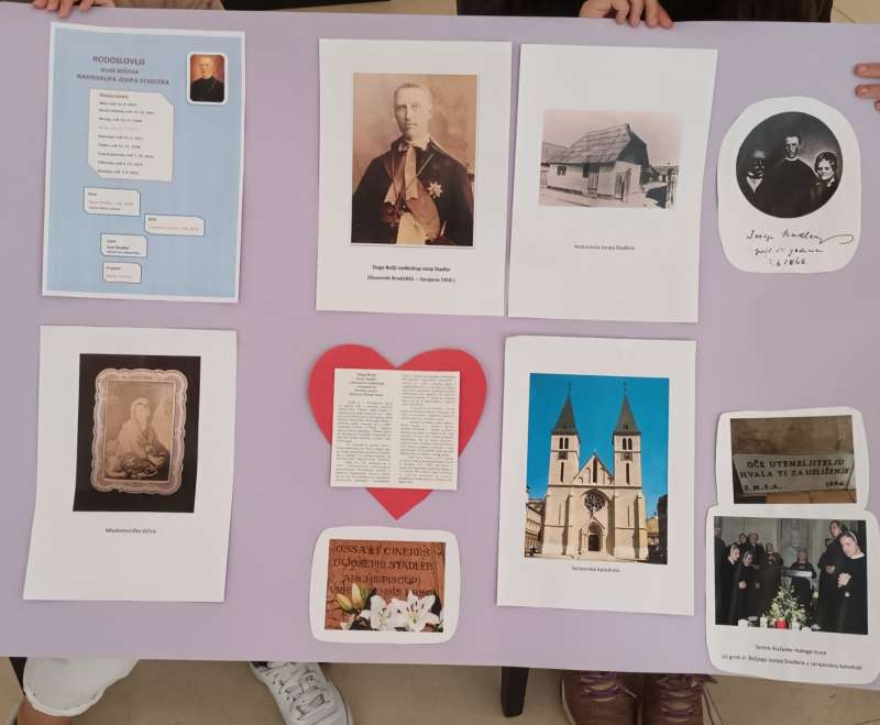 Učenici osmog razreda pohodili sestre Služavke Maloga Isusa u Stadlerovoj spomen-kući