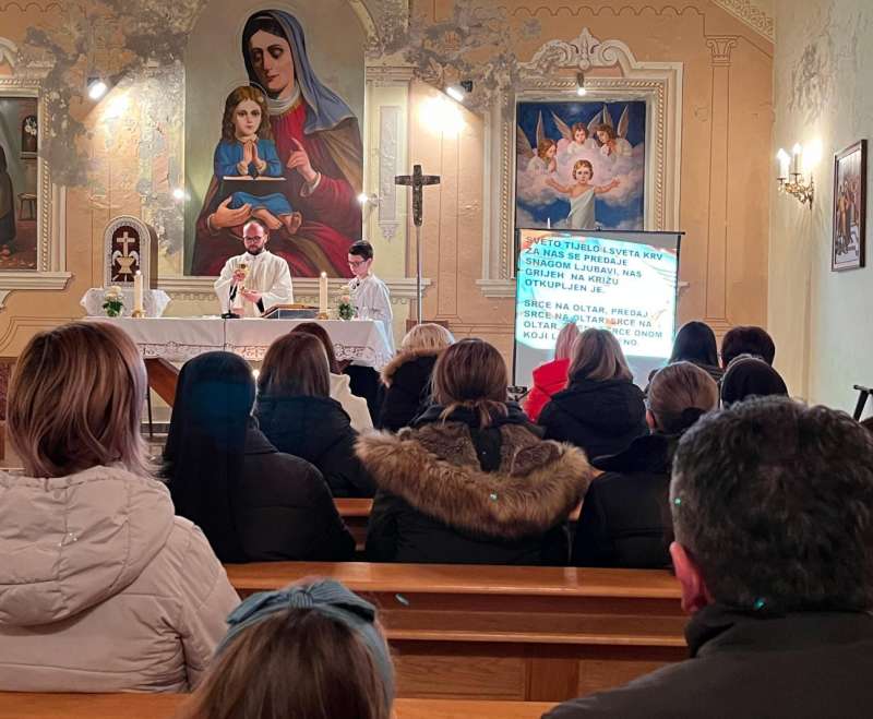 U susret proslavi 100 godina boravka sestara u Marijinom domu u Vinkovcima