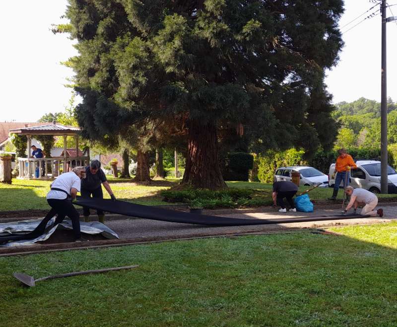Vrijedne ruke Prijatelja Malog Isusa na našem Kraljevcu