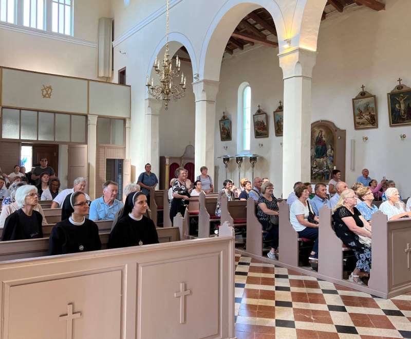Hodočašće ss. juniorki bl. Miroslavu Bulešiću