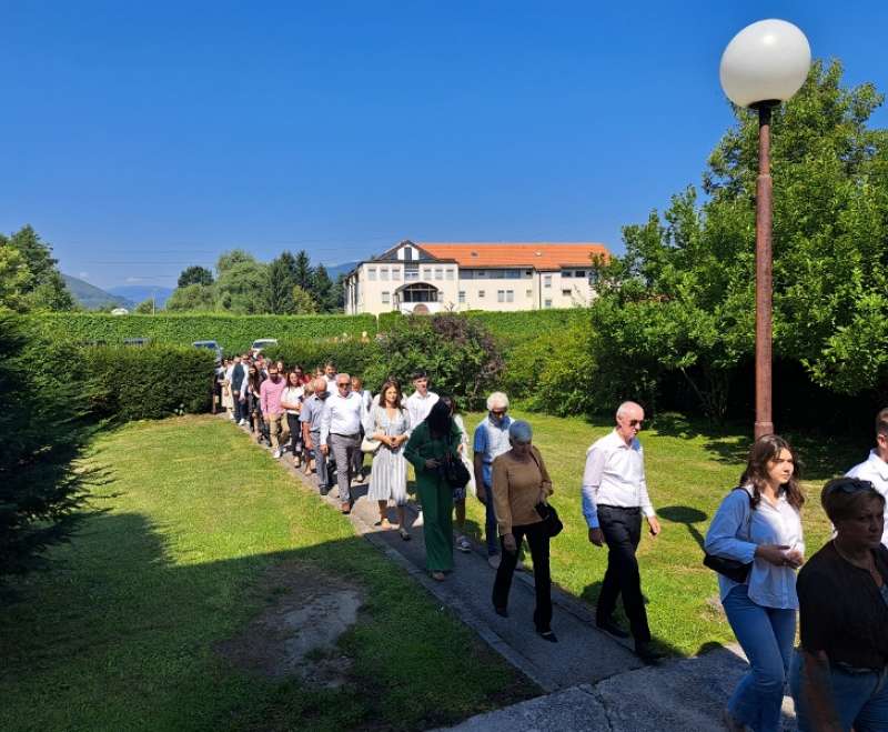 Slavlje redovničkih zavjeta Sestara SMI Sarajevske provincije u župi Imena Marijina u Gromiljaku