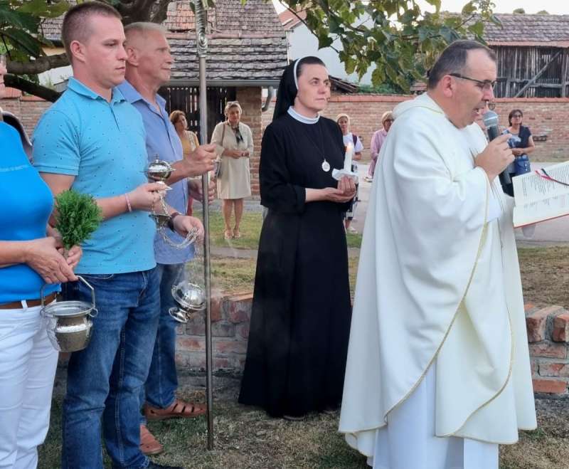 Sto godina Služavki Malog Isusa u Vinkovcima - vrijeme žrtvene ljubavi s duhovnim plodovima