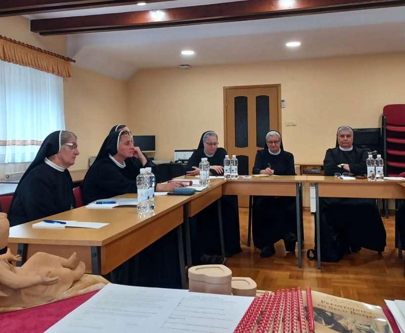 Susret sestara Predstojnica u provinciji Presvetog Srca Isusova i Marijina