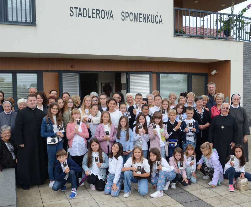 Velika devetnica Djetetu Isusu za proglašenje blaženim i svetim nadbiskupa Stadlera