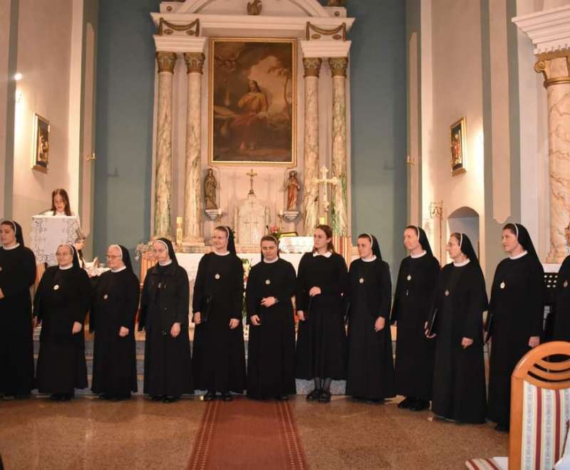 Slavim Te, Gospode