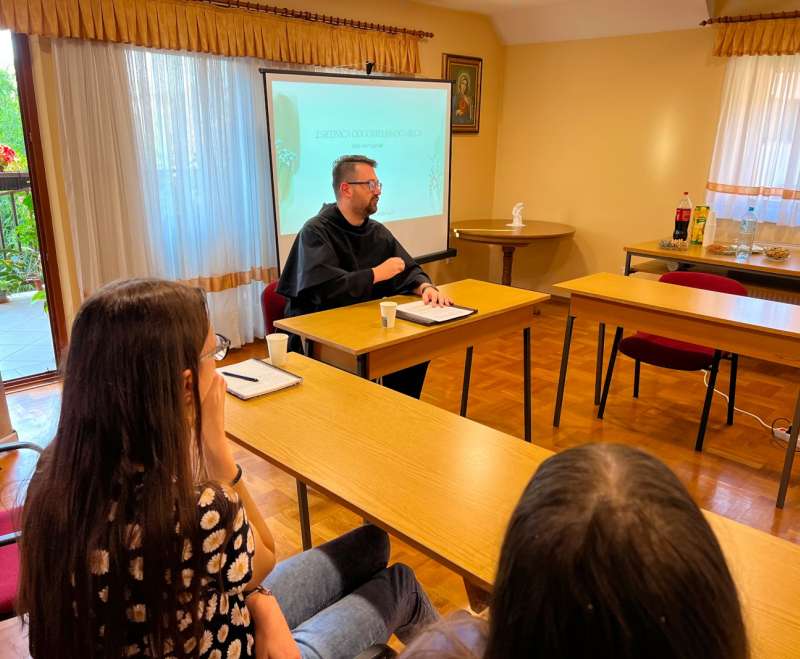 Odgojiteljsko vijeće Dječjeg vrtića Cvjetnjak