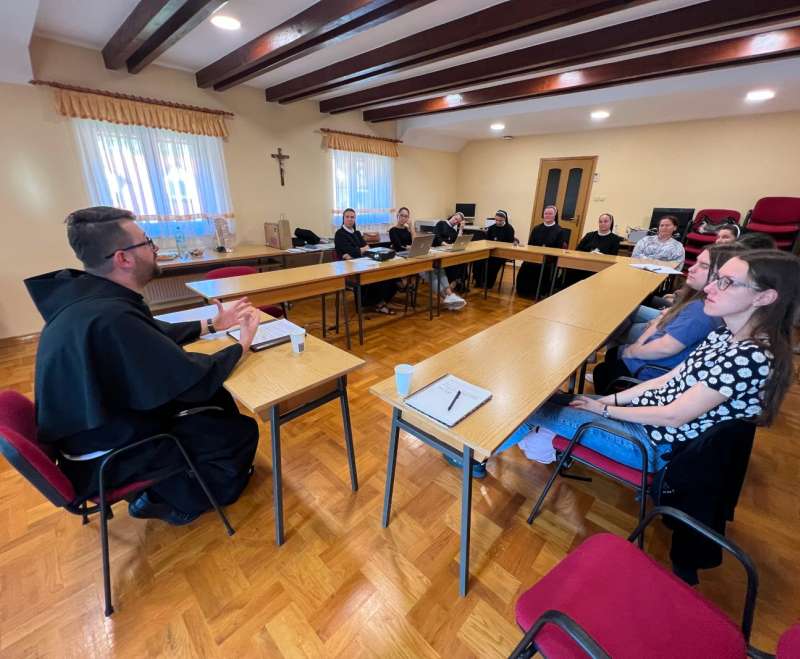 Odgojiteljsko vijeće Dječjeg vrtića Cvjetnjak