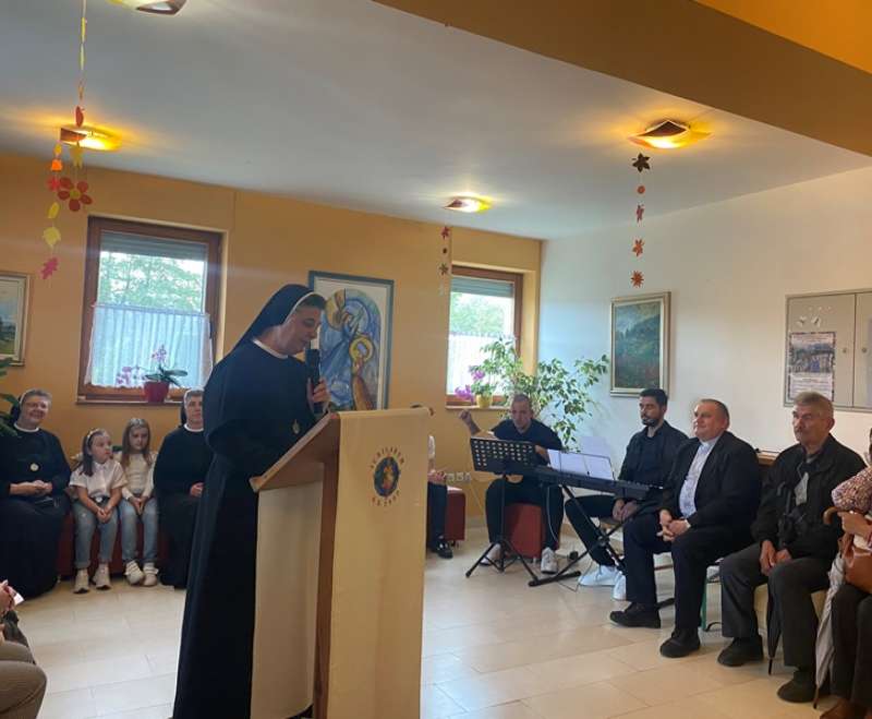U Kući Navještenja u Gromiljaku otvorena misijska izložba za Haiti