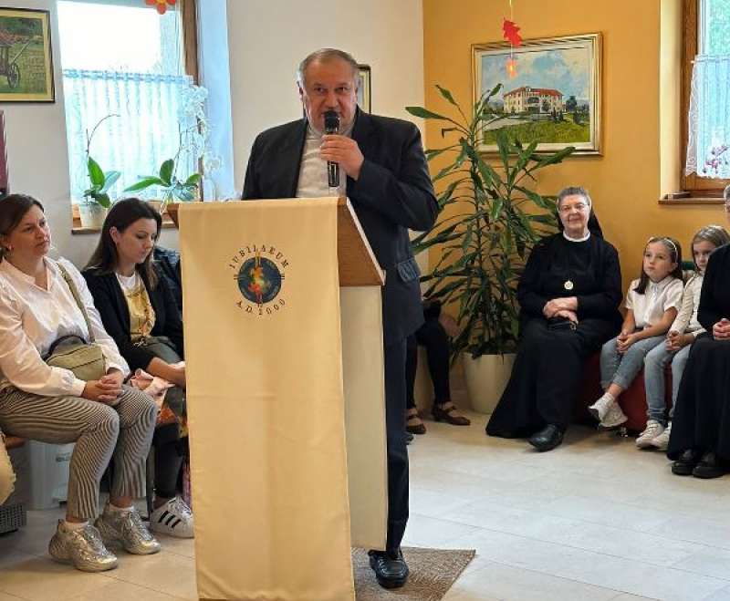 U Kući Navještenja u Gromiljaku otvorena misijska izložba za Haiti
