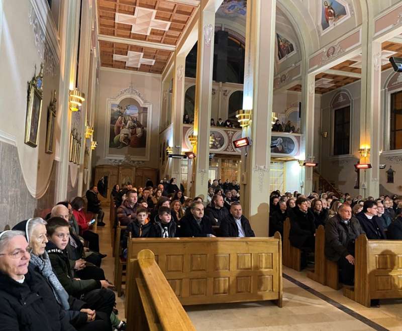 Održan humanitarni koncert i prodajna izložba za djecu Stadlerovog dječjeg “Egipta”