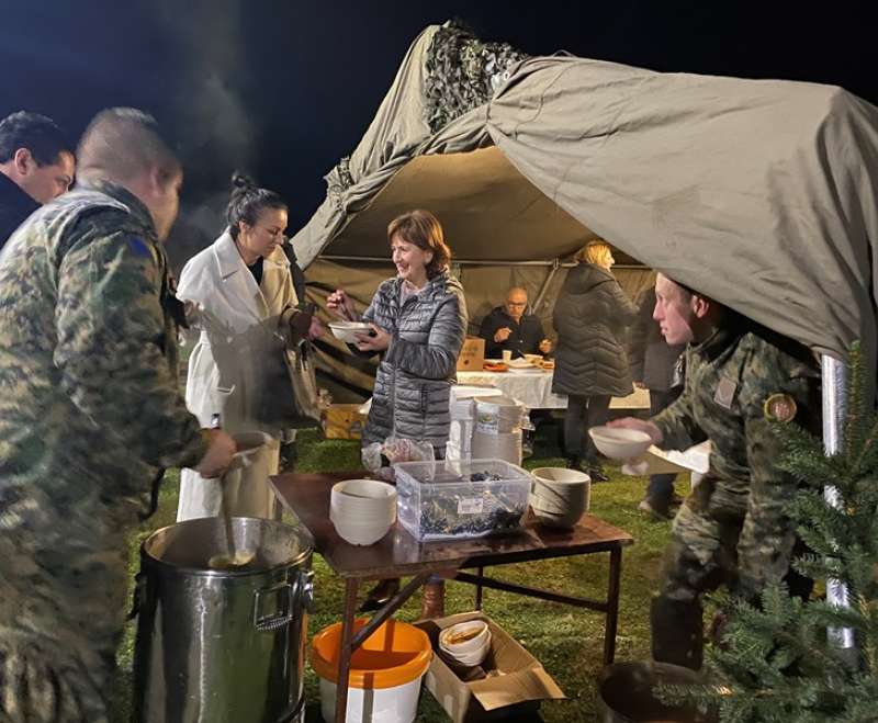 Održan humanitarni koncert i prodajna izložba za djecu Stadlerovog dječjeg “Egipta”