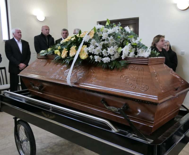 “Evo Zaručnika, iziđite mu u susret!”