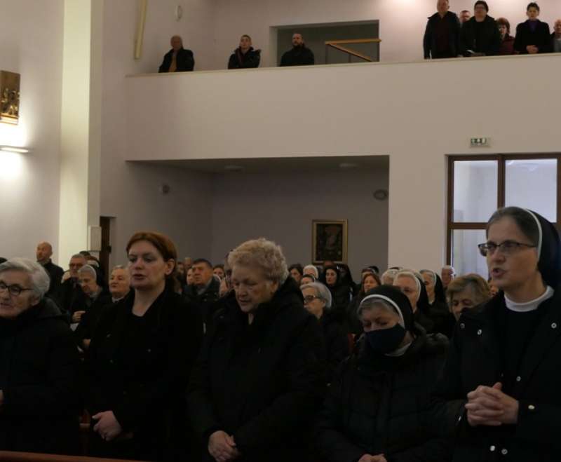 “Evo Zaručnika, iziđite mu u susret!”