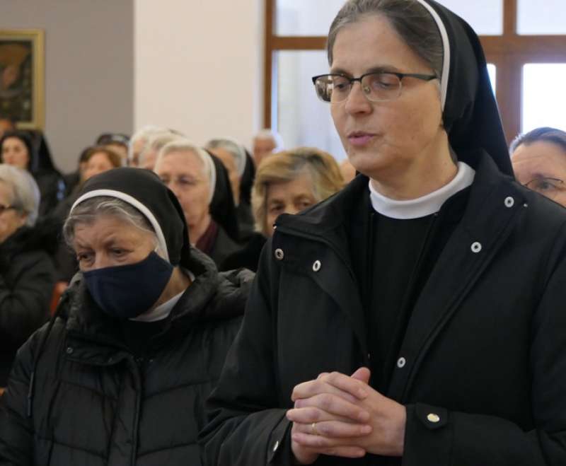 “Evo Zaručnika, iziđite mu u susret!”