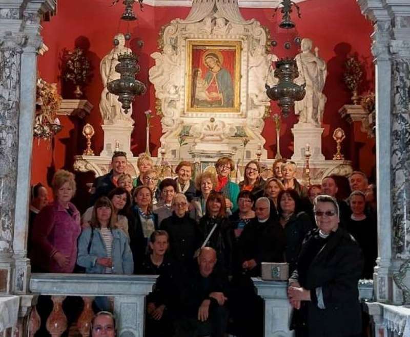 Uskrsni Emaus u zaljev hrvatskih svetaca Boke Kotorske
