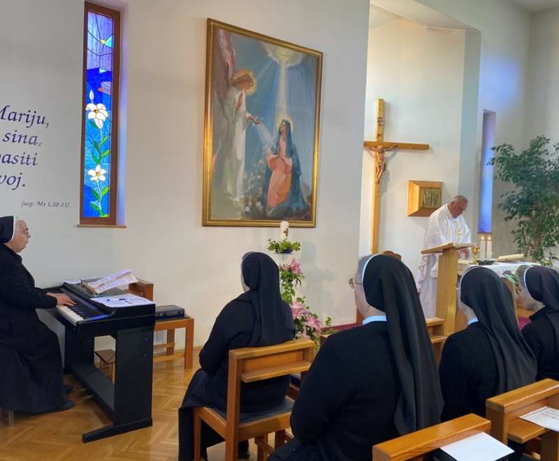 Održane Duhovne vježbe za sestre SMI u Kući Navještenja u Gromiljaku