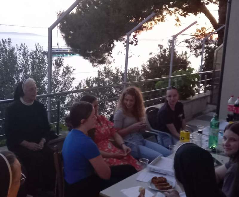 “Gospodine nauči nas moliti!?”