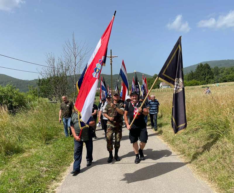 Sudjelovanje u misi zadušnici kod jame Jazovke