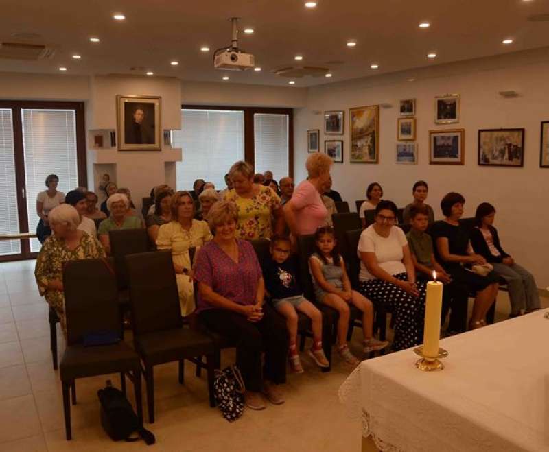 Brodsko Vinogorje: Velika devetnica Djetetu Isusu za uzdignuće na čast oltara sl. B. Stadlera