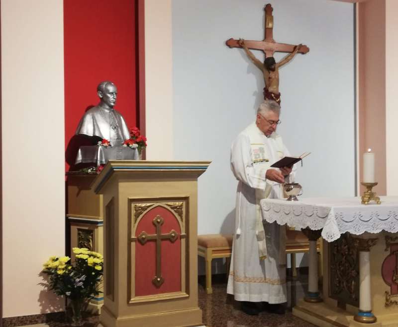 U Košutama blagoslovljen relikvijar blaženog kardinala Alojzija Stepinca
