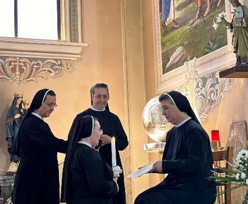 Slavlje redovničkih zavjeta sestara Služavki Maloga Isusa sarajevske provincije