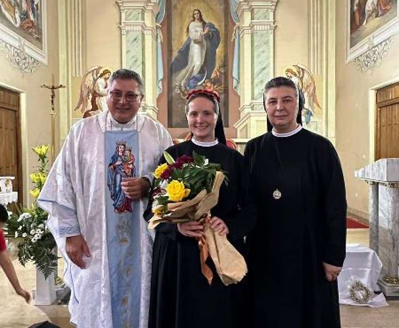 Slavlje redovničkih zavjeta sestara Služavki Maloga Isusa sarajevske provincije