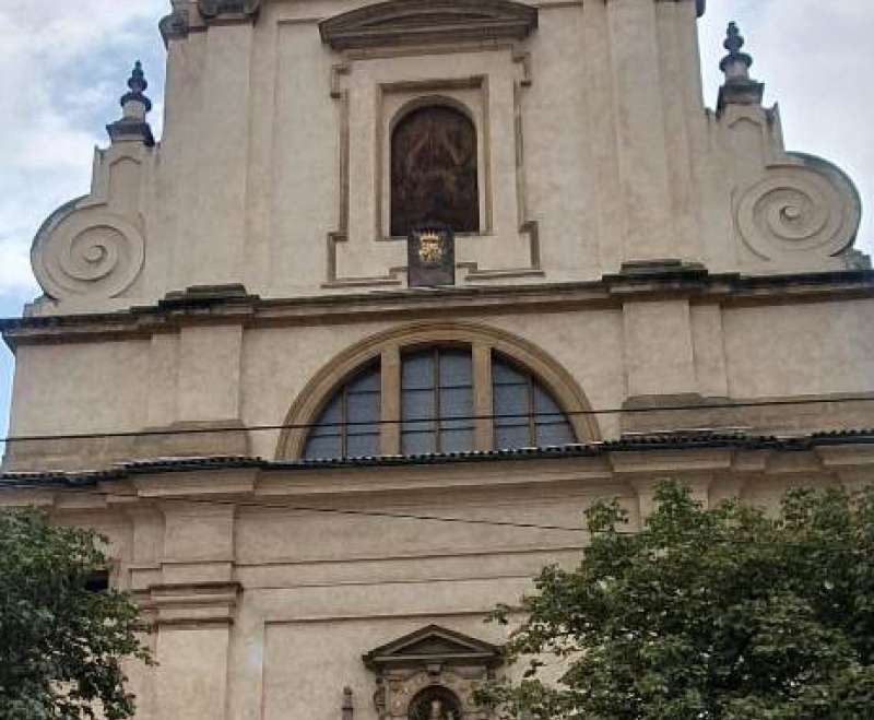 Sestre Služavke Malog Isusa i Prijatelji Malog Isusa hodočastili u svetište Malog Isusa u Prag