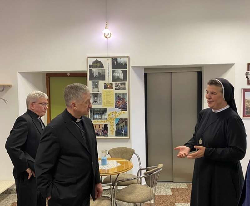 Delegacija Američke BK posjetila samostan i Stadlerov dječji „Egipat“
