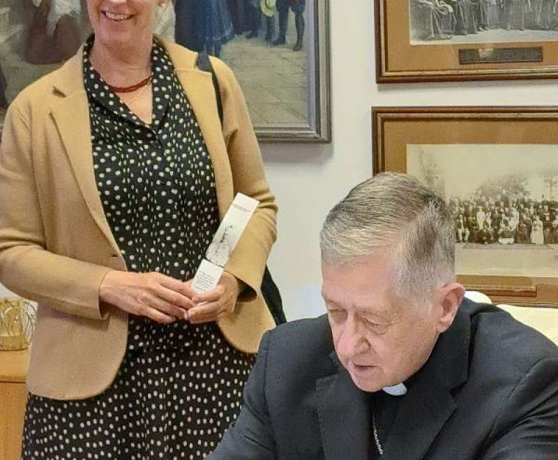 Delegacija Američke BK posjetila samostan i Stadlerov dječji „Egipat“