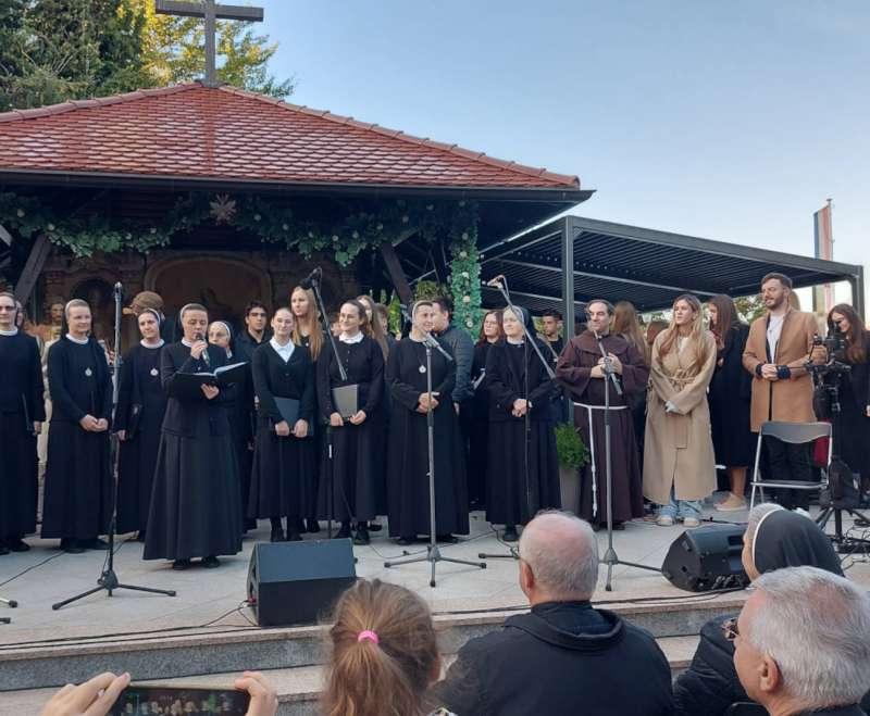 „Bog ljubi vesela darivatelja!“ (2 Kor 9,7)