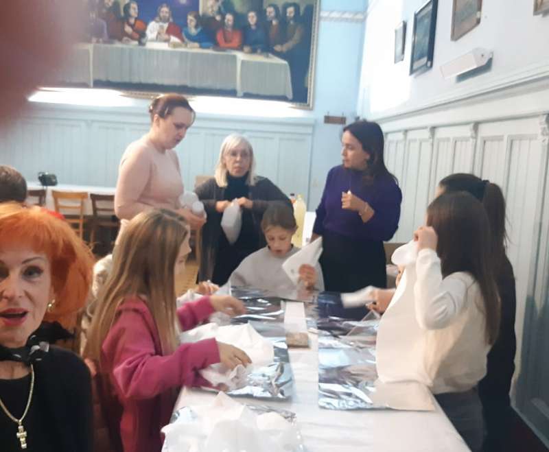 Humanitarna radionica oslikavanje svile u Splitu