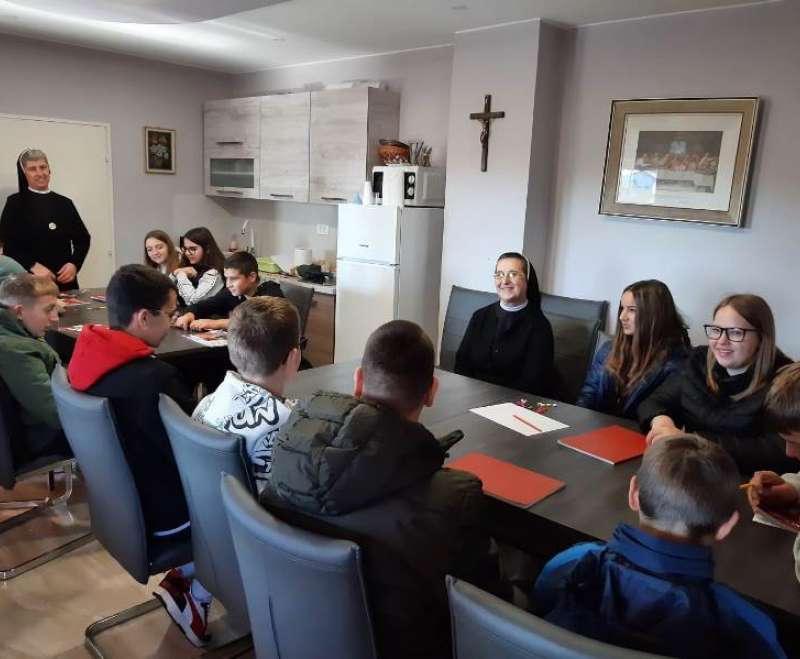 Posjet sestara župi Mučeništva sv. Ivana Krstitelja u Zapolju