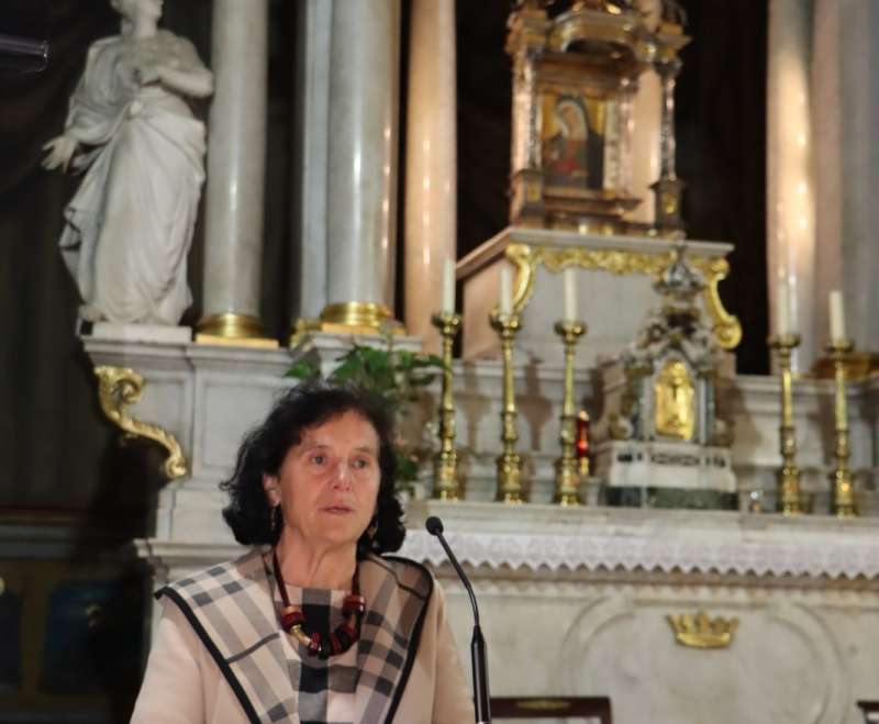 Srcem za misionare i njihove siromahe