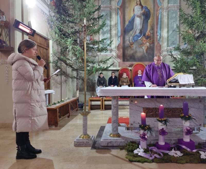 Predstavljanje prvopričesnika u župi Imena Marijina u Gromiljaku