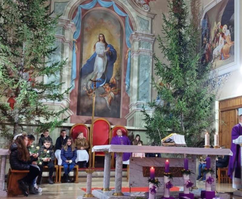 Predstavljanje prvopričesnika u župi Imena Marijina u Gromiljaku