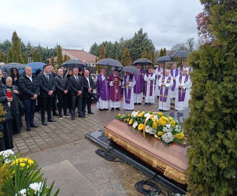 Oproštaj od s. M. Milivoje, Nedjeljke Čalo