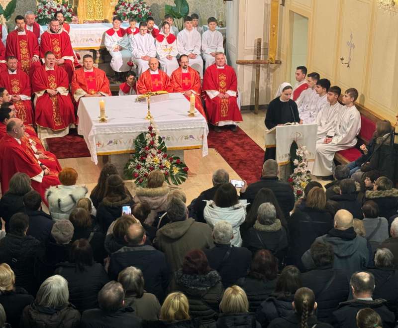 Hodočašće sestara Služavki Malog Isusa u Krašić u devetnici bl. Alojziju Stepincu