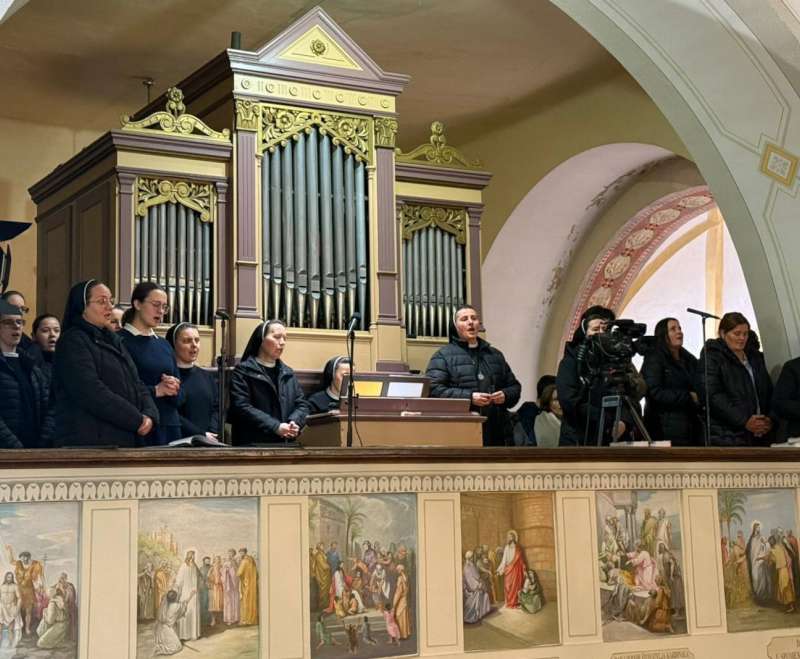 Hodočašće sestara Služavki Malog Isusa u Krašić u devetnici bl. Alojziju Stepincu