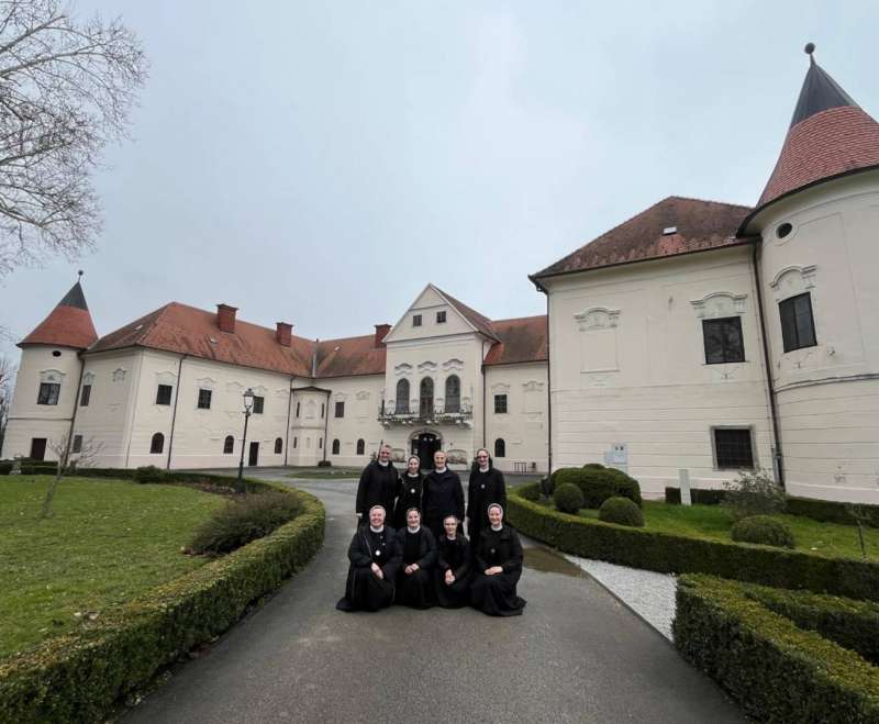 Susret sestara s privremenim zavjetima