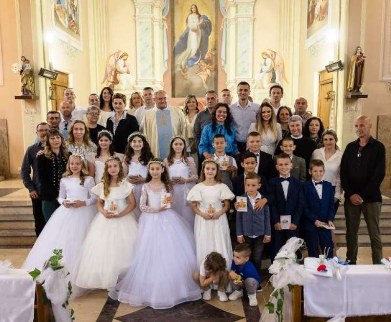 Slavlje prve pričesti u župi Gromiljak